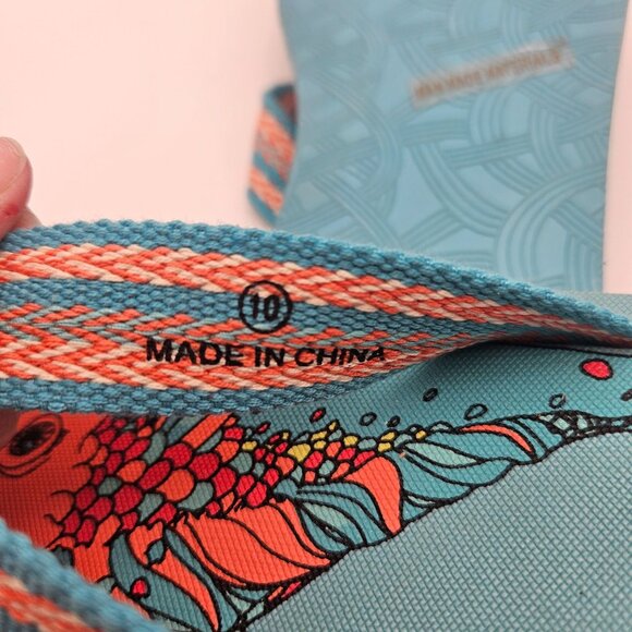 Sakroots Eudora Turquoise Blue Fish Flip Flop Thong Sandals Womens Sz 10 NEW - Picture 6 of 6